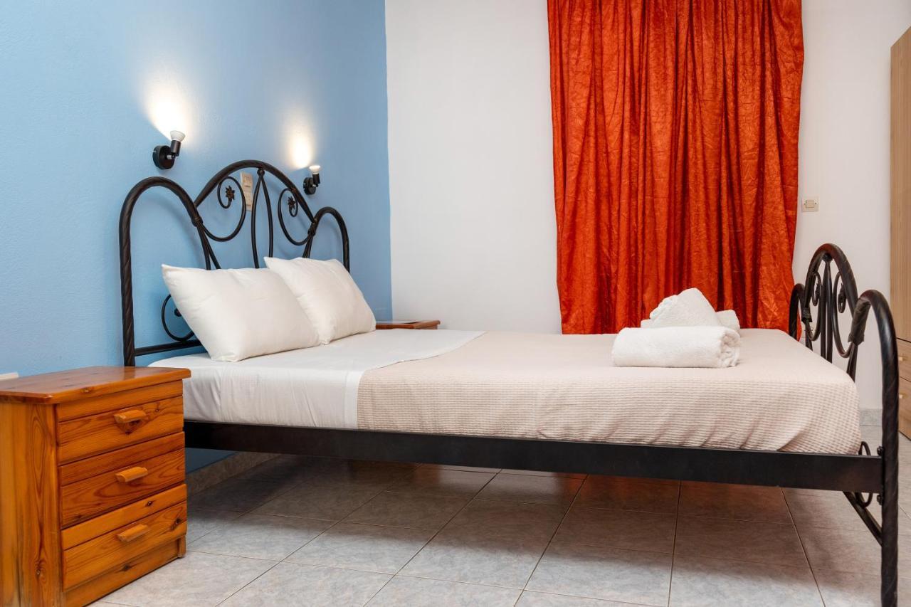 Depis Economy Apartments Naxos City Buitenkant foto
