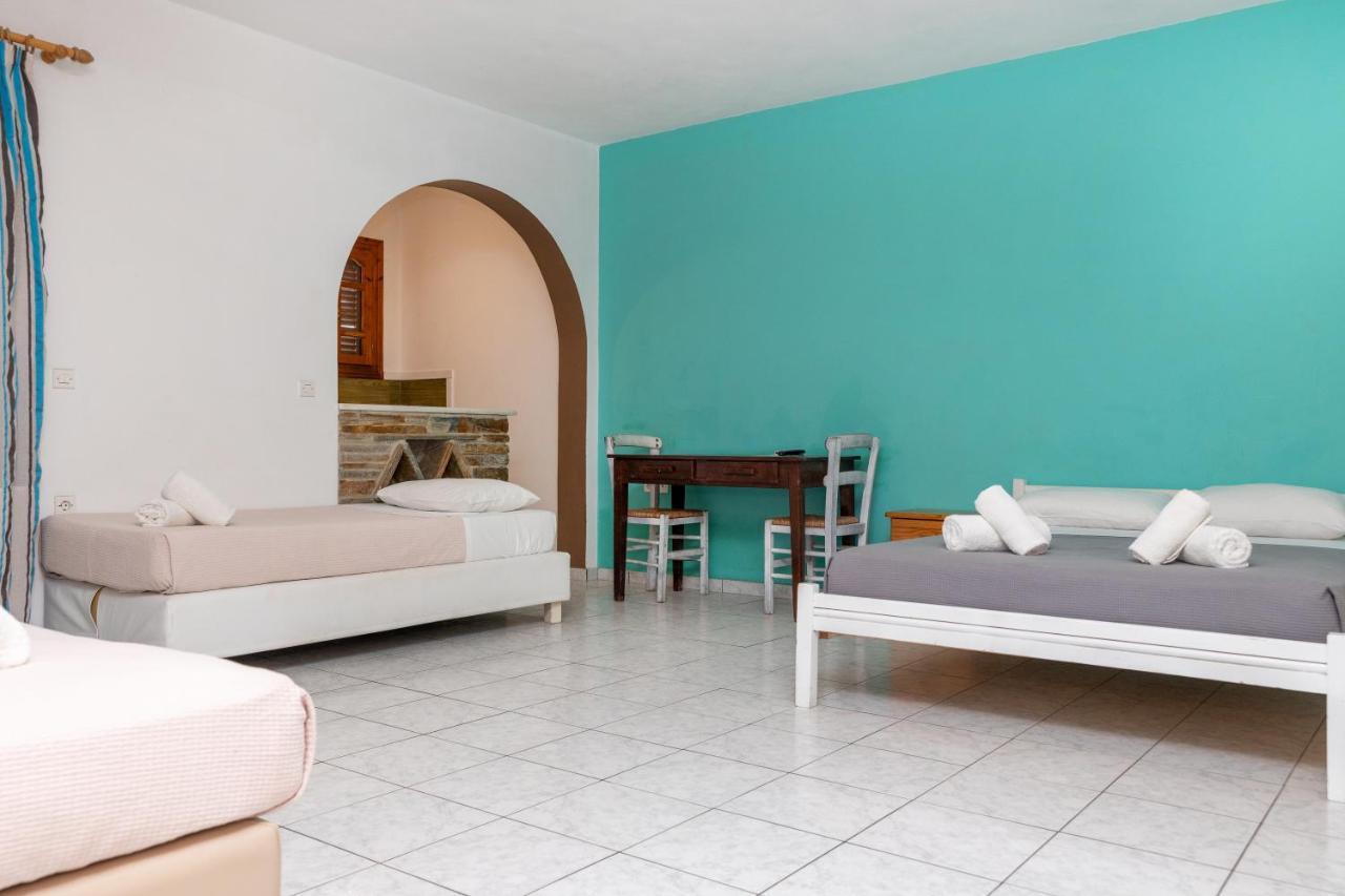 Depis Economy Apartments Naxos City Buitenkant foto